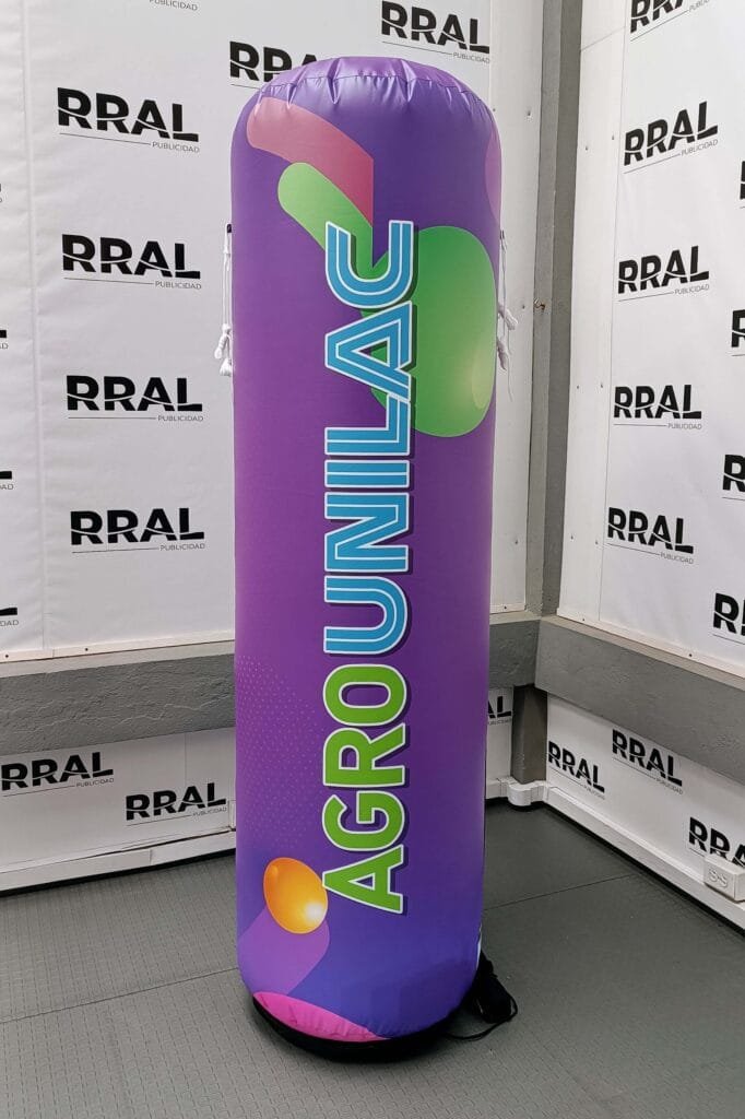 Cilindro morado con arte de agrounilc