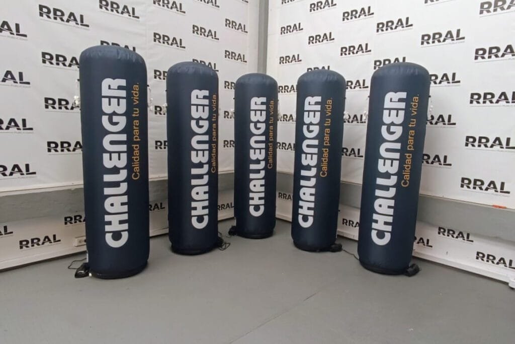 Inflables Publicitarios Personalizados — Catálogo Completo RRAL 4 Cilindro azul oscuo de challenger
